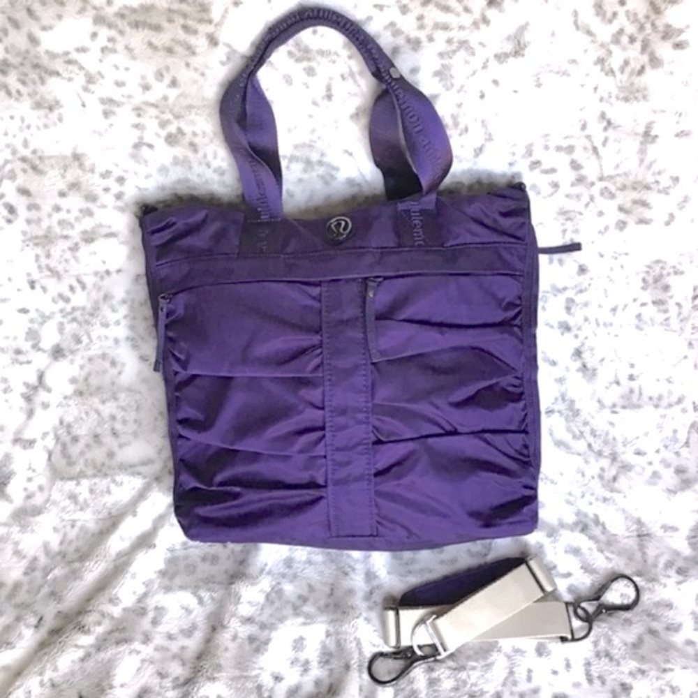 LULULEMON Fast in Flight Bag